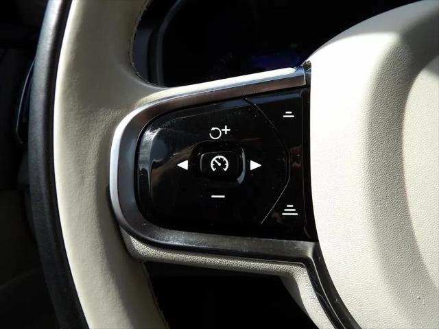2024 Volvo XC90 B6 Plus Bright Theme 7-Seater