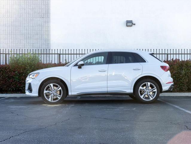 2020 Audi Q3 Premium Plus 45 TFSI S line quattro Tiptronic
