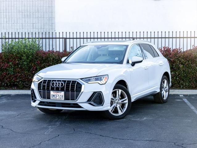 2020 Audi Q3 Premium Plus 45 TFSI S line quattro Tiptronic