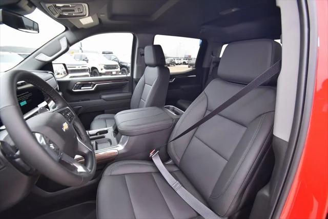 2026 Chevrolet Silverado 1500 4WD Crew Cab Standard Bed LT