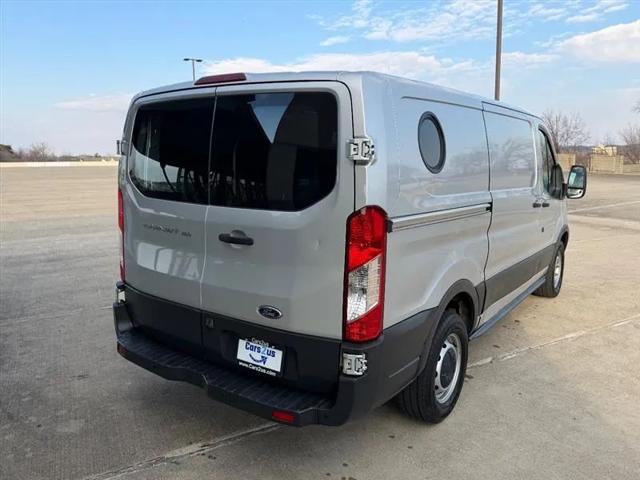 2016 Ford Transit w/60/40 Side Door w/RWB