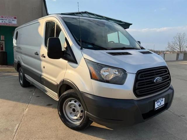 2016 Ford Transit w/60/40 Side Door w/RWB