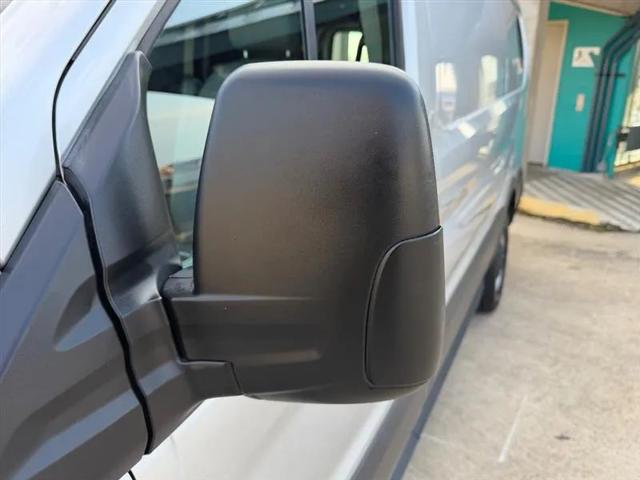 2016 Ford Transit w/60/40 Side Door w/RWB