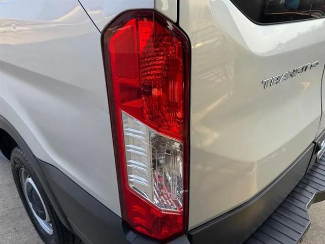 2016 Ford Transit w/60/40 Side Door w/RWB