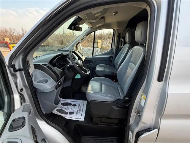 2016 Ford Transit w/60/40 Side Door w/RWB