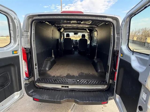 2016 Ford Transit w/60/40 Side Door w/RWB