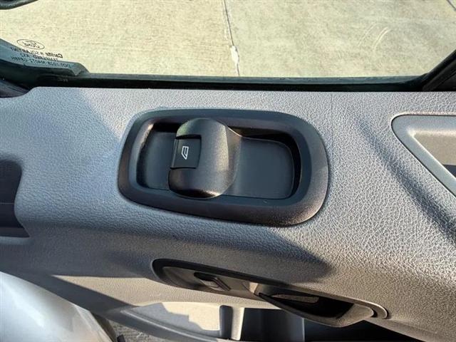 2016 Ford Transit w/60/40 Side Door w/RWB