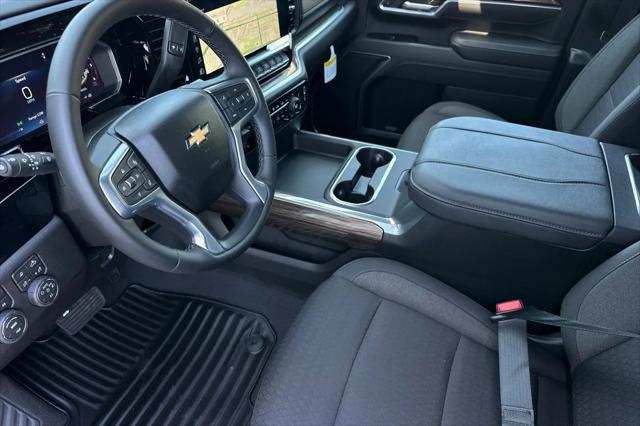 2026 Chevrolet Silverado 2500HD Crew Cab, Standard Bed, LT, 4WD