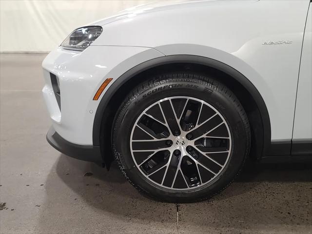 2026 Porsche Macan Electric 4