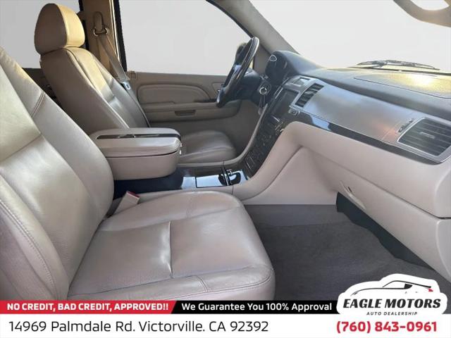 2009 Cadillac Escalade ESV Standard