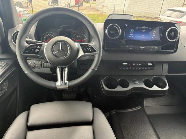 2026 Mercedes-Benz Sprinter 2500 Standard Roof 4-Cyl Diesel HO
