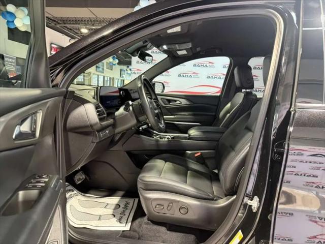 2025 Chevrolet Traverse AWD LT