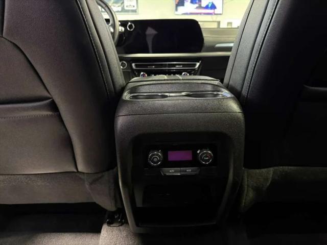 2025 Chevrolet Traverse AWD LT