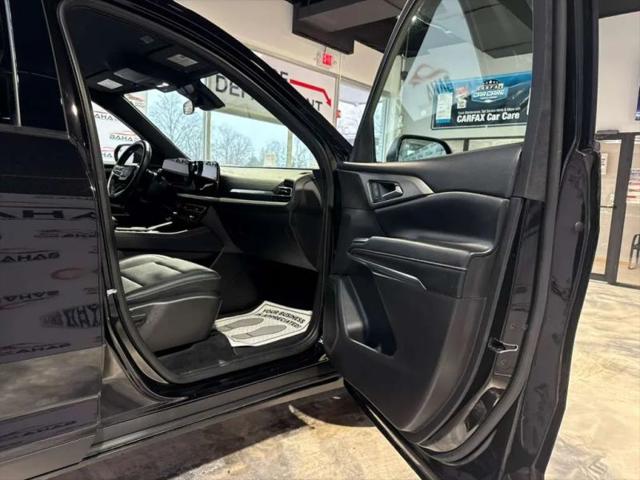 2025 Chevrolet Traverse AWD LT