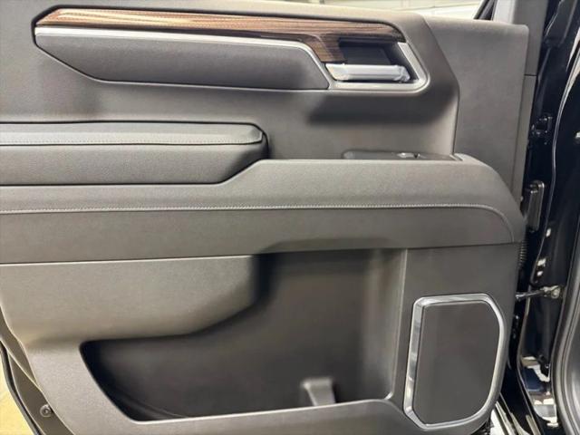 2026 Chevrolet Silverado 1500 4WD Crew Cab Standard Bed LT
