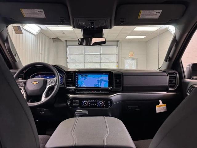 2026 Chevrolet Silverado 1500 4WD Crew Cab Standard Bed LT