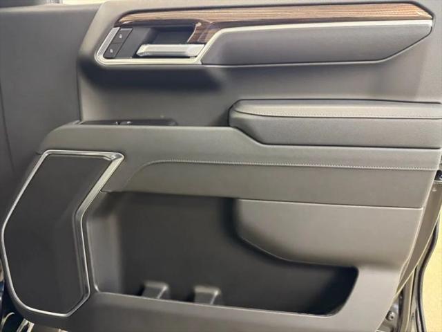 2026 Chevrolet Silverado 1500 4WD Crew Cab Standard Bed LT