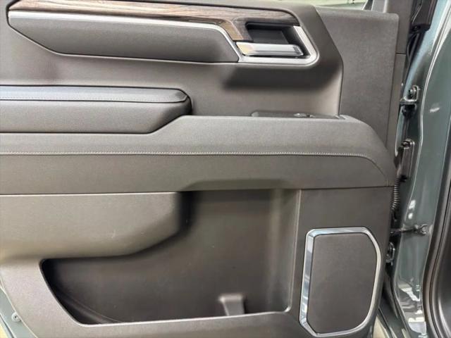 2026 Chevrolet Silverado 1500 4WD Crew Cab Short Bed LTZ