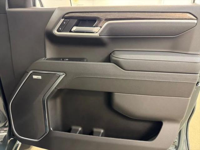 2026 Chevrolet Silverado 1500 4WD Crew Cab Short Bed LTZ