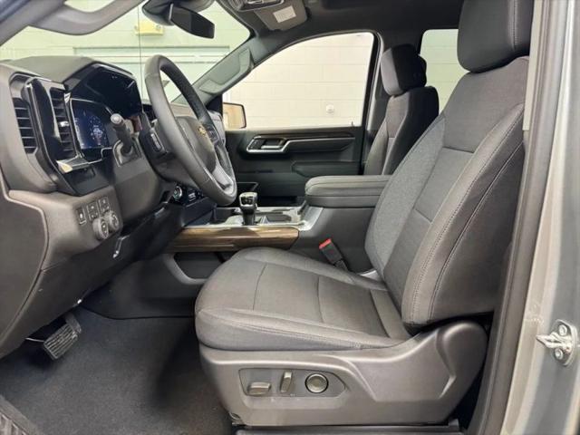 2026 Chevrolet Silverado 1500 LT Pickup 4D 6 1/2 ft