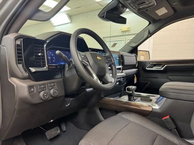 2026 Chevrolet Silverado 1500 LT Pickup 4D 6 1/2 ft