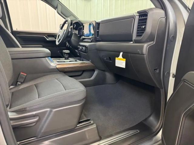 2026 Chevrolet Silverado 1500 LT Pickup 4D 6 1/2 ft