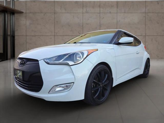 2013 Hyundai Veloster Base w/Black for sale in Fullerton, CA