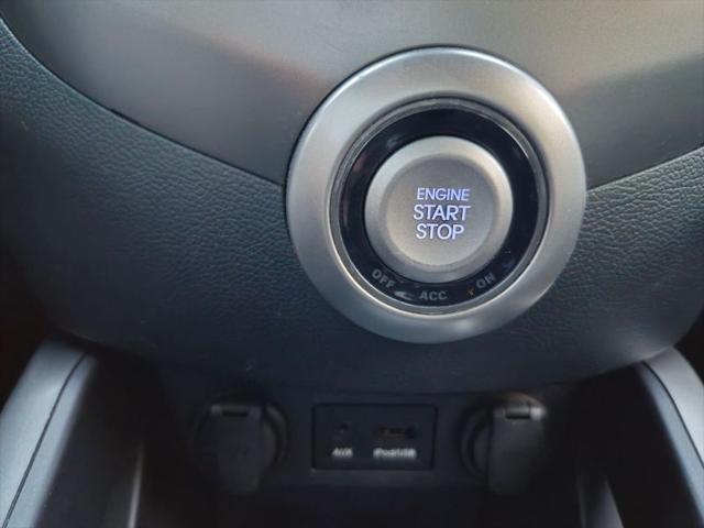 2013 Hyundai Veloster Base w/Black