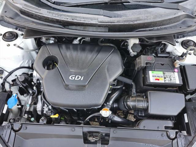 2013 Hyundai Veloster Base w/Black