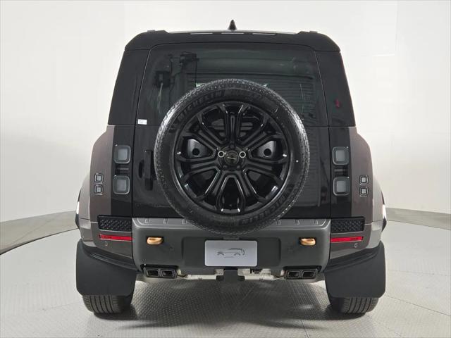 2026 Land Rover Defender P635 OCTA