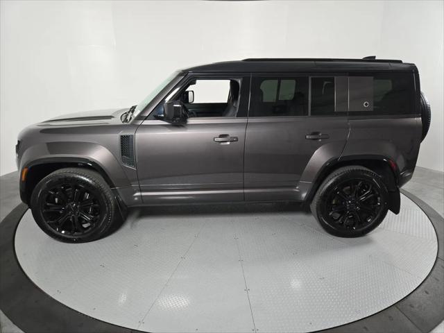 2026 Land Rover Defender P635 OCTA