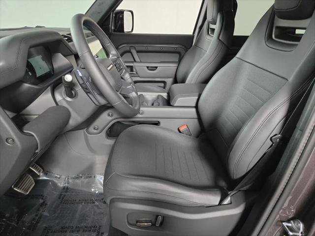 2026 Land Rover Defender P635 OCTA