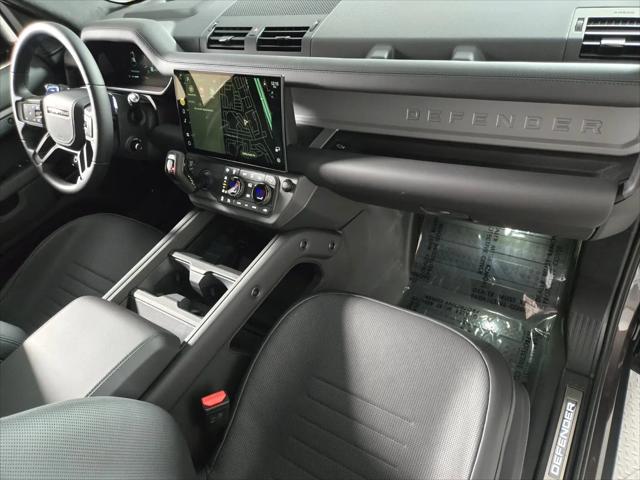 2026 Land Rover Defender P635 OCTA