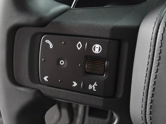 2026 Land Rover Defender P635 OCTA
