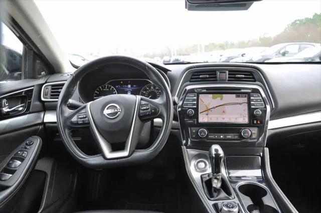2023 Nissan Maxima SL