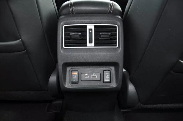2023 Nissan Maxima SL