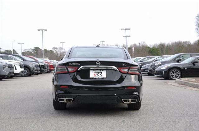 2023 Nissan Maxima SL