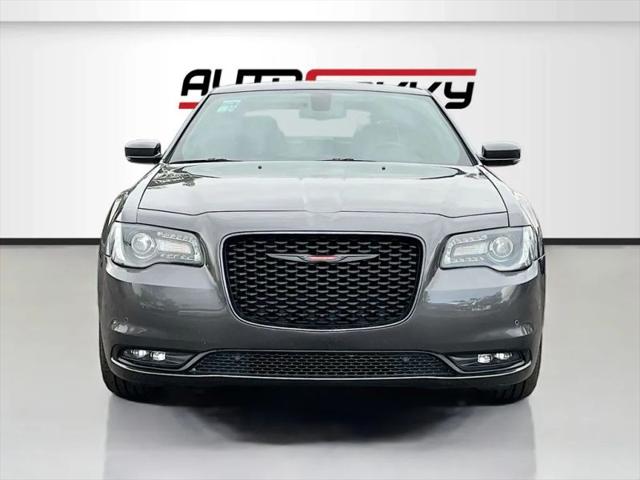 2022 Chrysler 300 S