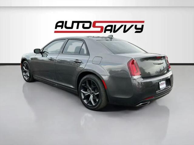 2022 Chrysler 300 S