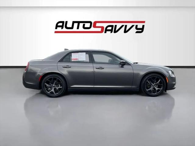 2022 Chrysler 300 S
