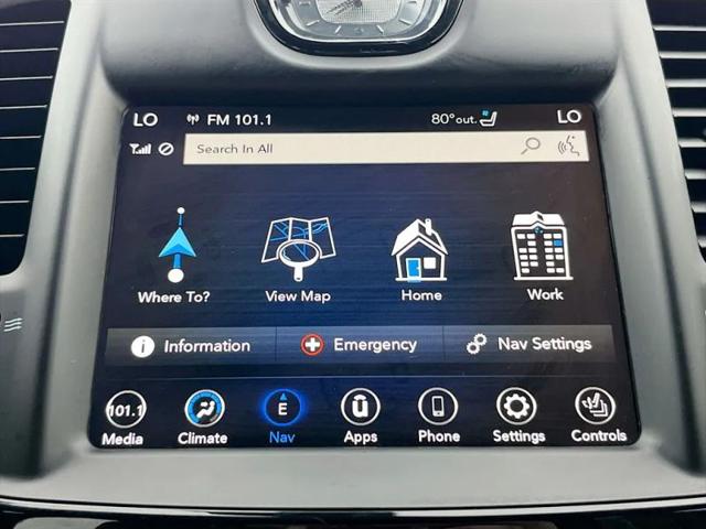 2022 Chrysler 300 S