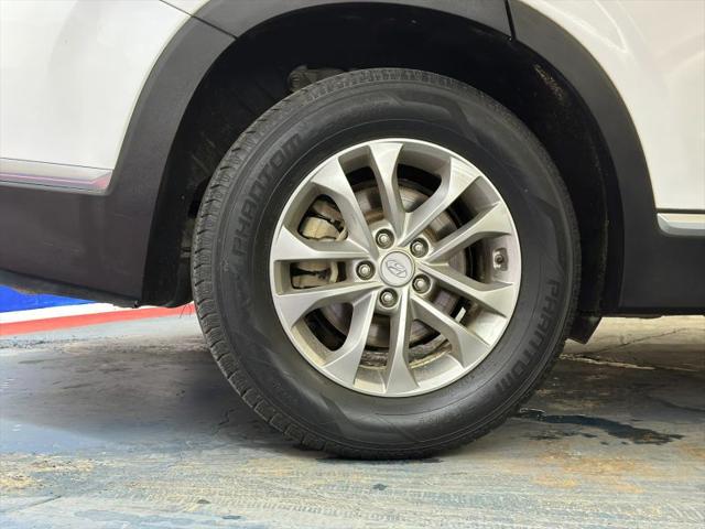 2019 Hyundai Santa Fe SE