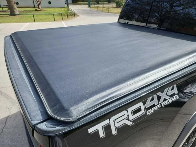 2017 Toyota Tacoma SR V6