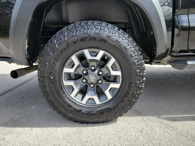 2017 Toyota Tacoma SR V6