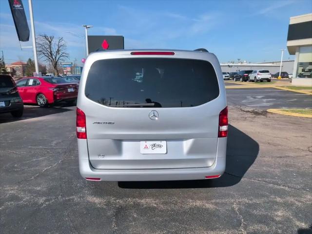 2017 Mercedes-Benz Metris Standard