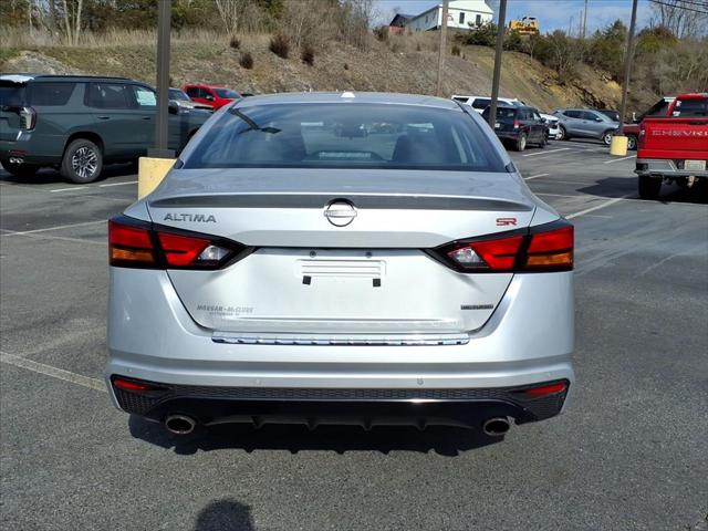 2023 Nissan Altima SR VC-Turbo FWD