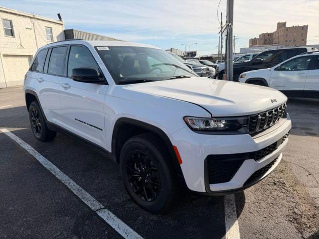 2026 Jeep Grand Cherokee Altitude 4x4