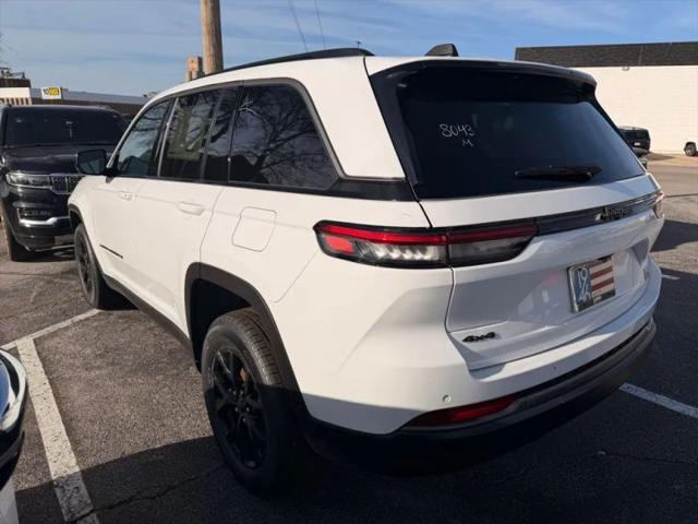 2026 Jeep Grand Cherokee Altitude 4x4