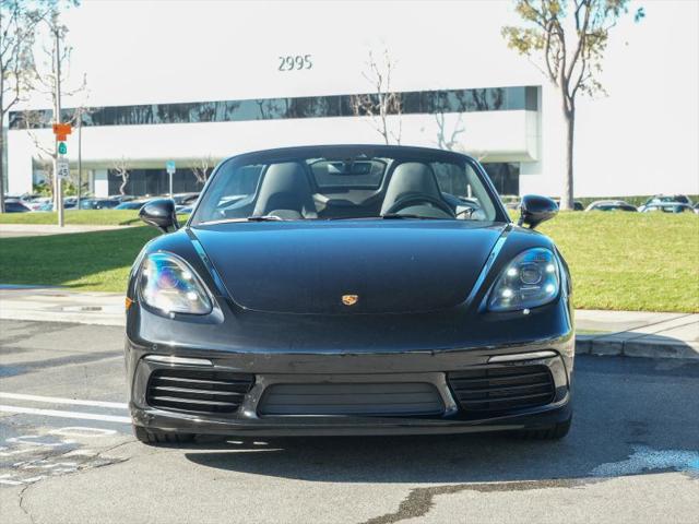 2022 Porsche 718 Boxster S