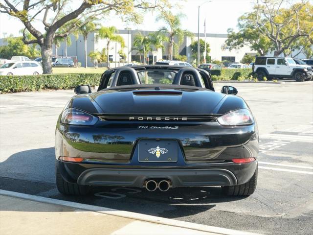 2022 Porsche 718 Boxster S